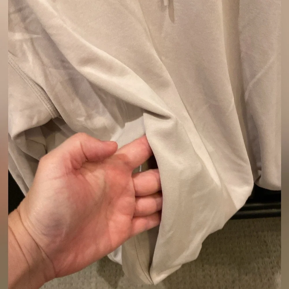 Athleta Seasoft Bubble Hem Hoodie - Picture 4 of 7